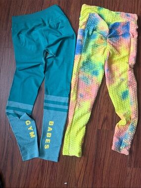 Kids Teal Athletic Leggings with 'BABES' Accent